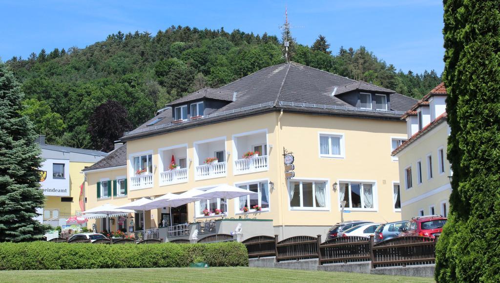Schlossgasthof Artstetten Exterior photo
